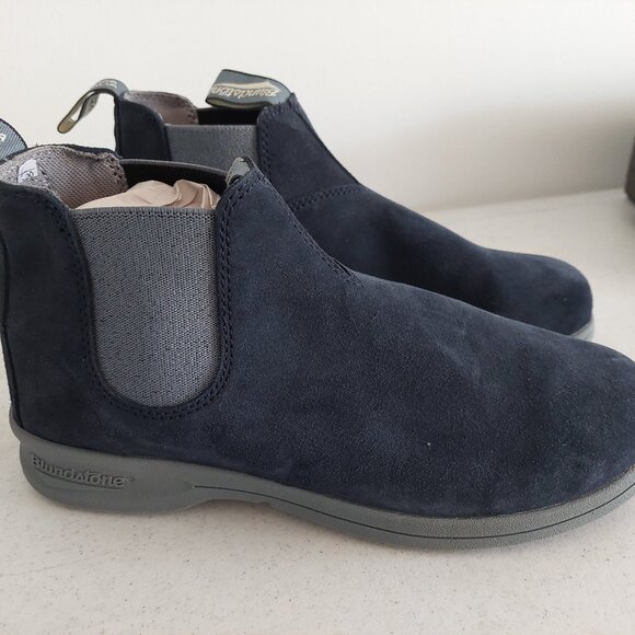 Blundstone 2006 Chelsea Boots Navy Suede Lightweight Cushioned Mens Size 10 US - Picture 1 of 6